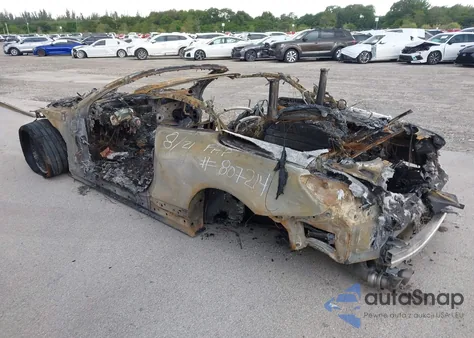 2024 BMW M8 Cabriolet Competition z USA, uszkodzony, nr VIN WBSDZ0C08RCR27173